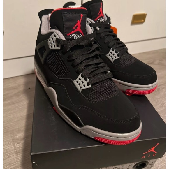 Jordan 4 Retro Bred 2019 SIZE 10.5 DS OG ALL - Picture 2 of 15